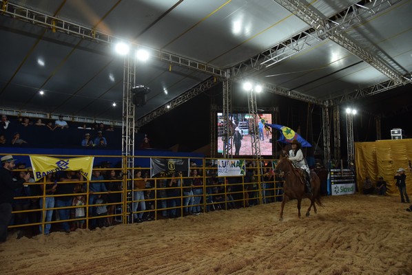 Show da dupla Pedro Paulo & Alex e rodeio abrem a ExpoIguatemi em comemoração aos 60 anos do município Show da dupla Pedro Paulo & Alex e rodeio abrem a ExpoIguatemi em comemoração aos 60 anos do município