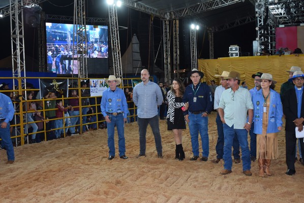 Show da dupla Pedro Paulo & Alex e rodeio abrem a ExpoIguatemi em comemoração aos 60 anos do município Show da dupla Pedro Paulo & Alex e rodeio abrem a ExpoIguatemi em comemoração aos 60 anos do município