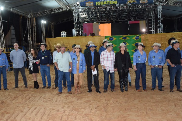 Show da dupla Pedro Paulo & Alex e rodeio abrem a ExpoIguatemi em comemoração aos 60 anos do município Show da dupla Pedro Paulo & Alex e rodeio abrem a ExpoIguatemi em comemoração aos 60 anos do município