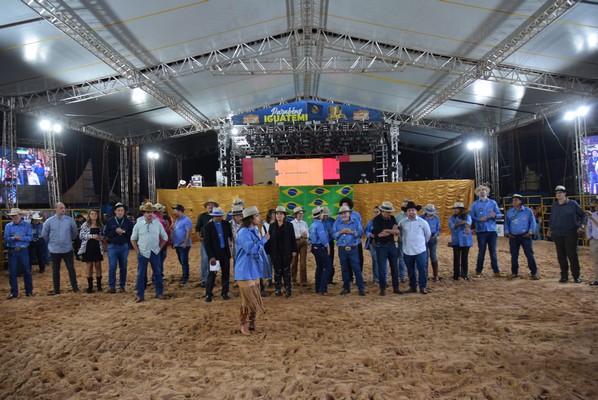 Show da dupla Pedro Paulo & Alex e rodeio abrem a ExpoIguatemi em comemoração aos 60 anos do município Show da dupla Pedro Paulo & Alex e rodeio abrem a ExpoIguatemi em comemoração aos 60 anos do município