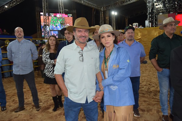 Show da dupla Pedro Paulo & Alex e rodeio abrem a ExpoIguatemi em comemoração aos 60 anos do município Show da dupla Pedro Paulo & Alex e rodeio abrem a ExpoIguatemi em comemoração aos 60 anos do município