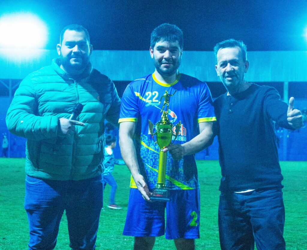 Amigos de Infância faz 2x0 na final e conquista o título da Copa Fronteira 2025 em Coronel Sapucaia Amigos de Infância faz 2x0 na final e conquista o título da Copa Fronteira 2025 em Coronel Sapucaia