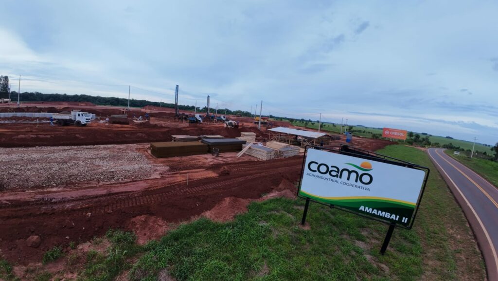 Coamo investe mais de R$ 80 mi em nova unidade em Amambai Coamo investe mais de R$ 80 mi em nova unidade em Amambai