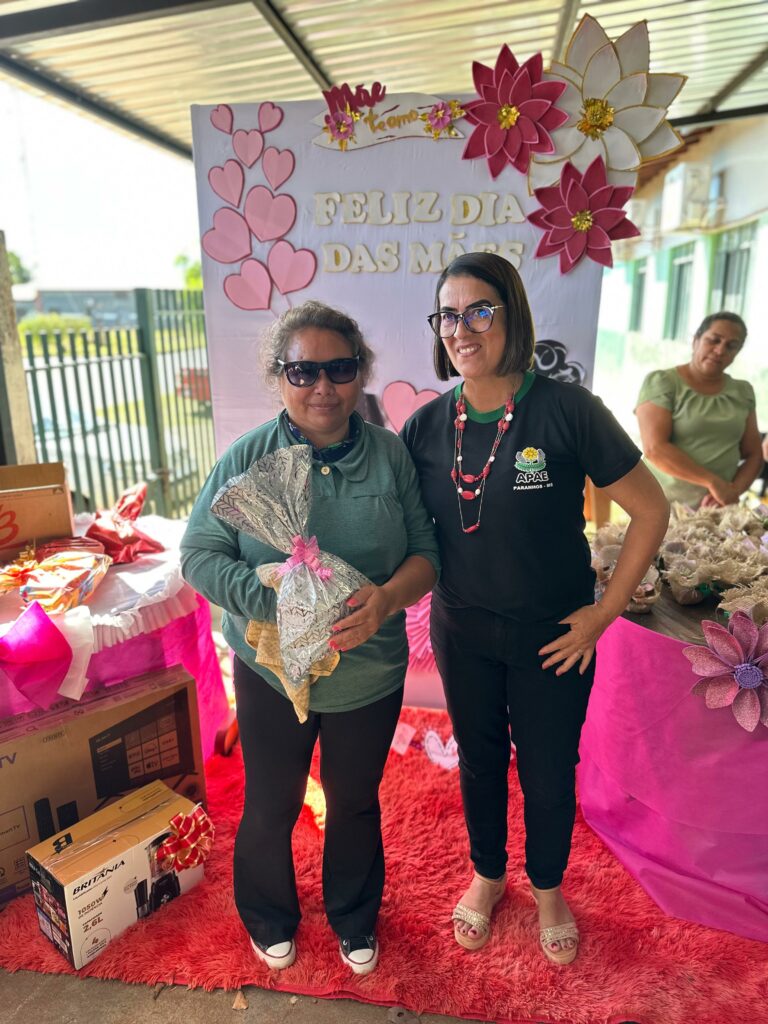 APAE de Paranhos realizou programação especial em homenagem ao Dia das Mães APAE de Paranhos realizou programação especial em homenagem ao Dia das Mães