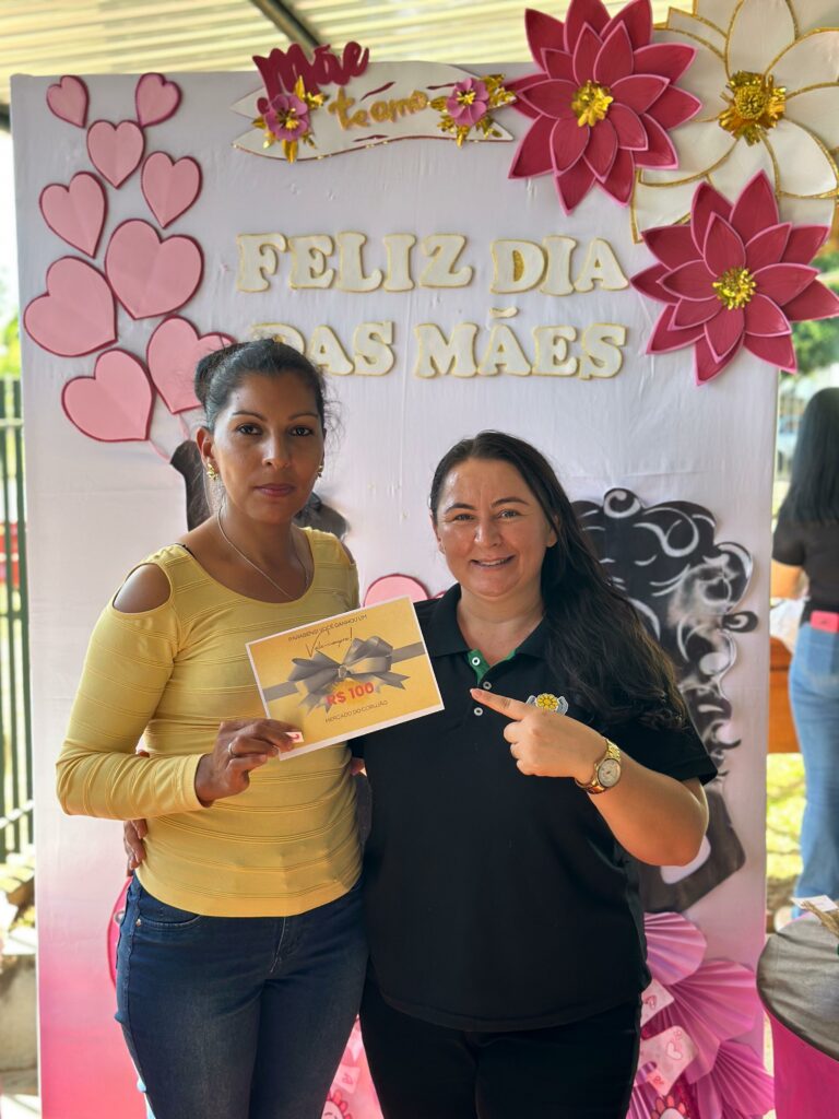 APAE de Paranhos realizou programação especial em homenagem ao Dia das Mães APAE de Paranhos realizou programação especial em homenagem ao Dia das Mães