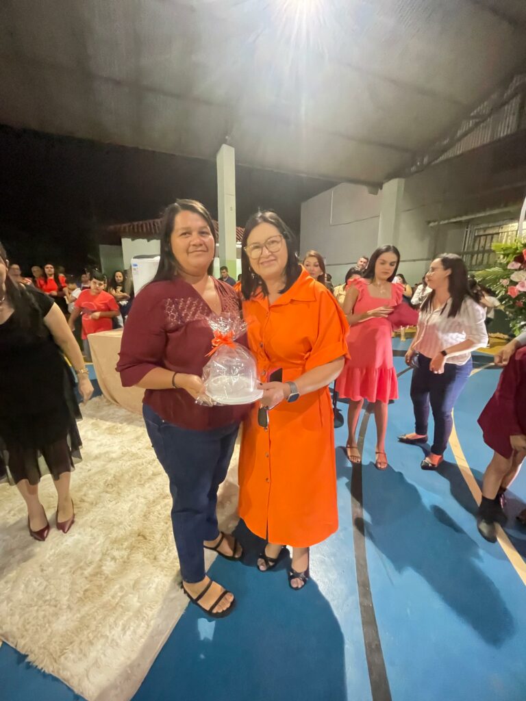 Câmara de Paranhos participa de evento em alusão ao Dia das Mães
