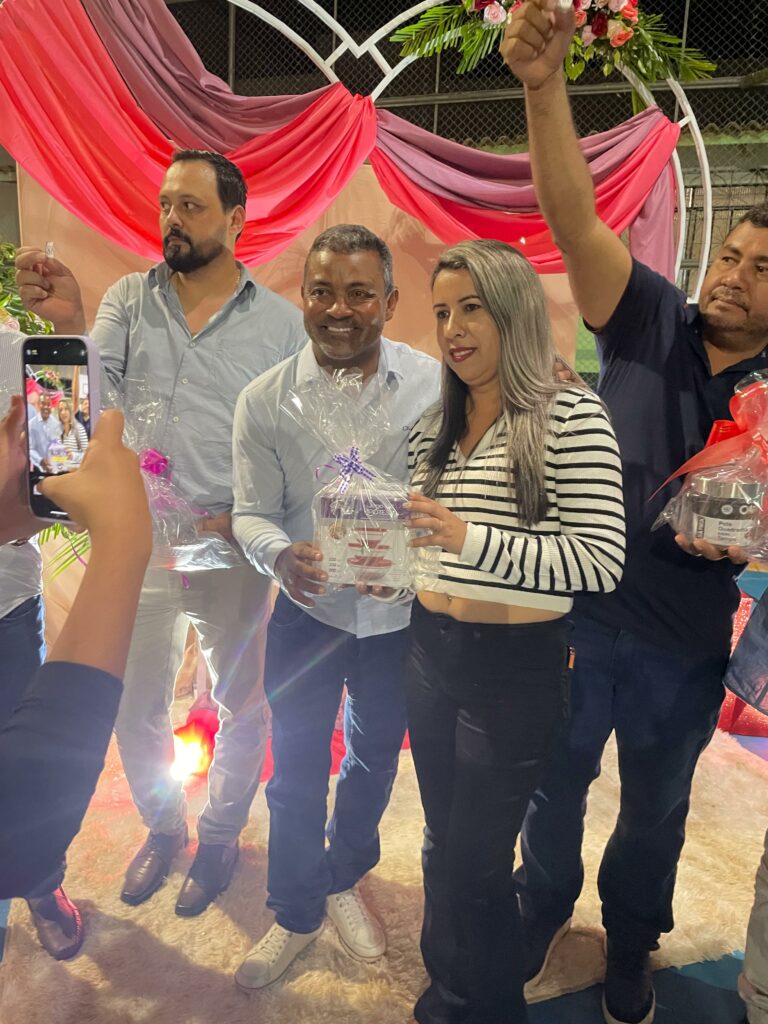 Câmara de Paranhos participa de evento em alusão ao Dia das Mães