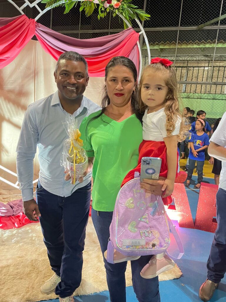 Câmara de Paranhos participa de evento em alusão ao Dia das Mães