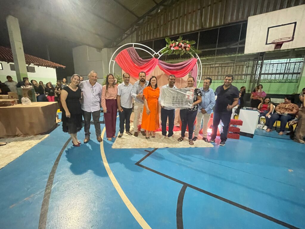 Câmara de Paranhos participa de evento em alusão ao Dia das Mães