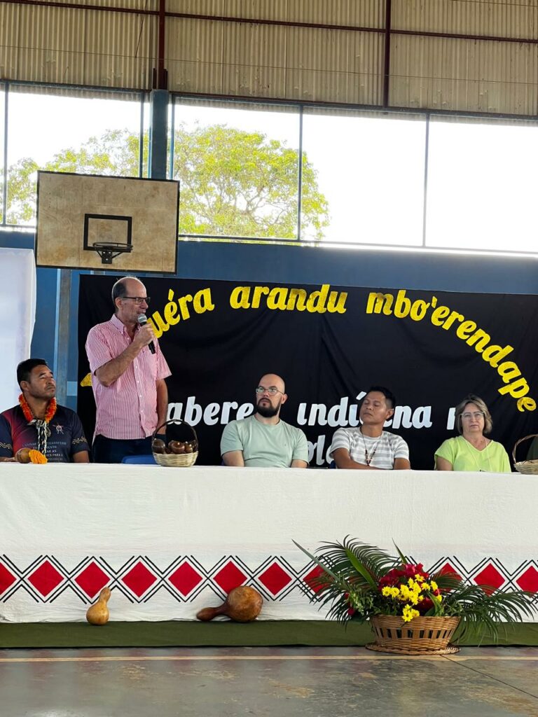 Saberes ancestrais e educação: Amambai sedia abertura oficial do Programa Saberes Indígenas na Escola Saberes ancestrais e educação: Amambai sedia abertura oficial do Programa Saberes Indígenas na Escola