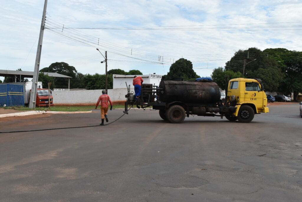 Prefeitura de Iguatemi segue com cronograma de obras e melhorias das vias públicas; Av. Francisco Fernandes é a próxima contemplada