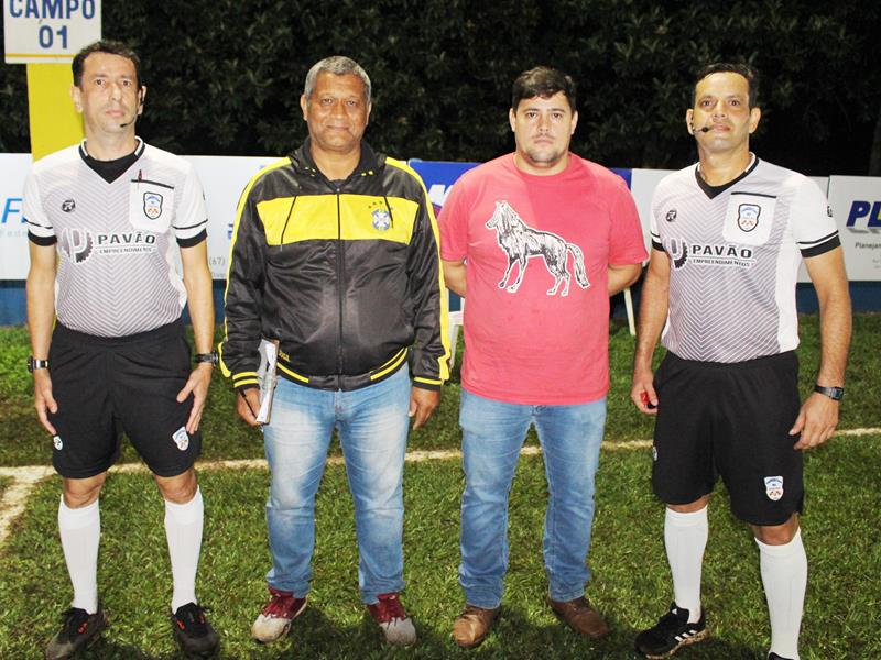 Fazenda Flamboyant faz 2x1 na final e é campeã da 20ª Copa Ouro AABB de Suíço em Amambai Fazenda Flamboyant faz 2x1 na final e é campeã da 20ª Copa Ouro AABB de Suíço em Amambai