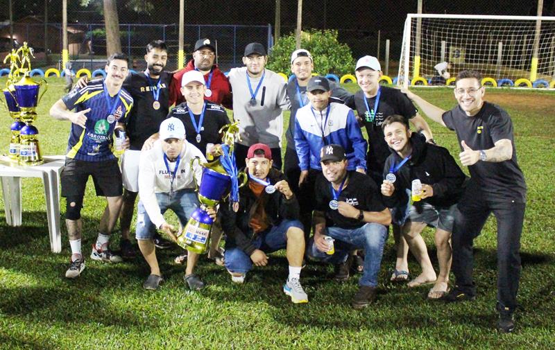 Fazenda Flamboyant faz 2x1 na final e é campeã da 20ª Copa Ouro AABB de Suíço em Amambai Fazenda Flamboyant faz 2x1 na final e é campeã da 20ª Copa Ouro AABB de Suíço em Amambai