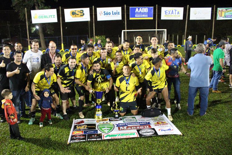 Fazenda Flamboyant faz 2x1 na final e é campeã da 20ª Copa Ouro AABB de Suíço em Amambai Fazenda Flamboyant faz 2x1 na final e é campeã da 20ª Copa Ouro AABB de Suíço em Amambai
