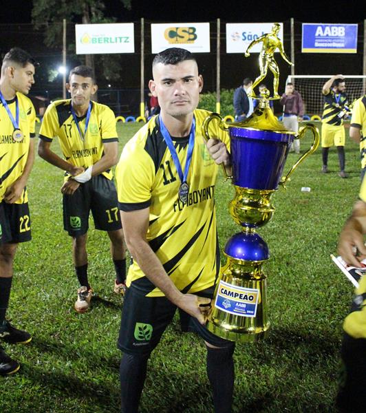 Fazenda Flamboyant faz 2x1 na final e é campeã da 20ª Copa Ouro AABB de Suíço em Amambai Fazenda Flamboyant faz 2x1 na final e é campeã da 20ª Copa Ouro AABB de Suíço em Amambai