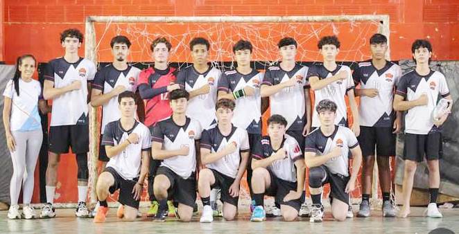 Atleta de Amambai é destaque em campeonato de handebol no Paraguai Atleta de Amambai é destaque em campeonato de handebol no Paraguai