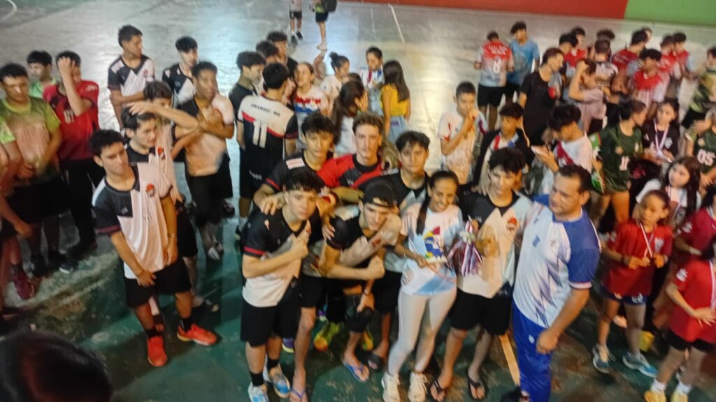 Atleta de Amambai é destaque em campeonato de handebol no Paraguai Atleta de Amambai é destaque em campeonato de handebol no Paraguai