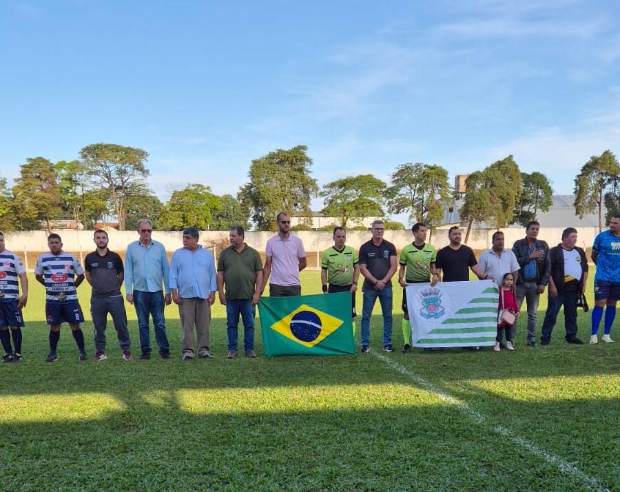 Auto Posto Tacuru e Los Hermanos são os campeões da Copa Verão de Futebol Suíço em Sete Quedas Auto Posto Tacuru e Los Hermanos são os campeões da Copa Verão de Futebol Suíço em Sete Quedas