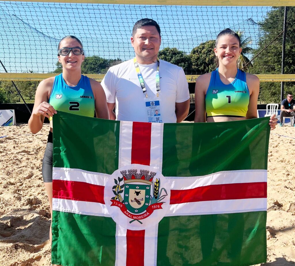 Dupla de Aral Moreira é campeã do vôlei de praia feminino dos JOJUMS 2025 Dupla de Aral Moreira é campeã do vôlei de praia feminino dos JOJUMS 2025