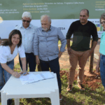 Iguatemi: Dr. Lídio assina ordem de serviço para modernização da iluminação pública na Vila Rosa