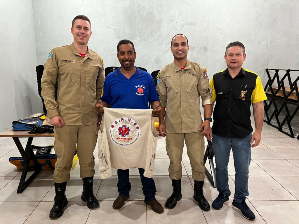 Trilheiros do Tatu Peba recebem treinamento de primeiros socorros com o Corpo de Bombeiros Trilheiros do Tatu Peba recebem treinamento de primeiros socorros com o Corpo de Bombeiros
