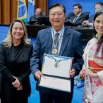 Lia Nogueira homenageia representantes da comunidade nipo-brasileira