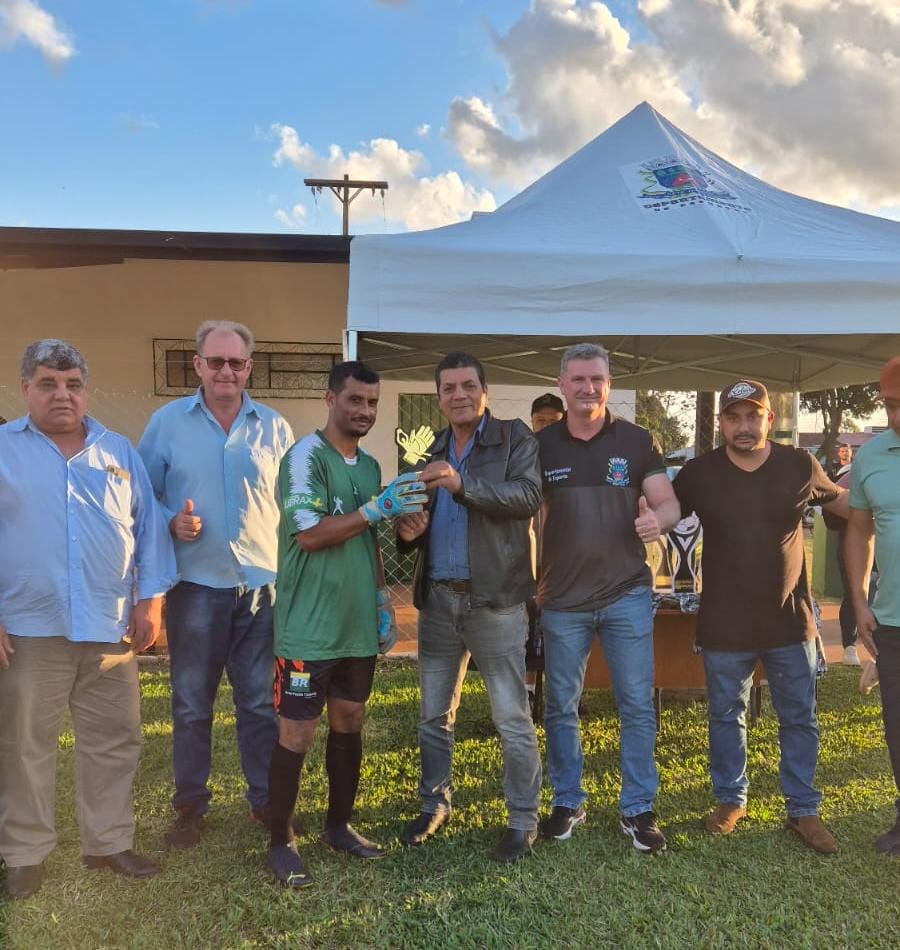 Auto Posto Tacuru e Los Hermanos são os campeões da Copa Verão de Futebol Suíço em Sete Quedas Auto Posto Tacuru e Los Hermanos são os campeões da Copa Verão de Futebol Suíço em Sete Quedas