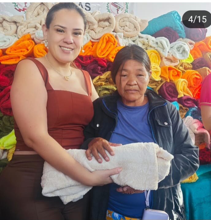 Prefeitura de Coronel Sapucaia, por meio do CRAS, realiza a doação de 1.250 cobertores diante da previsão de frio intenso Prefeitura de Coronel Sapucaia, por meio do CRAS, realiza a doação de 1.250 cobertores diante da previsão de frio intenso