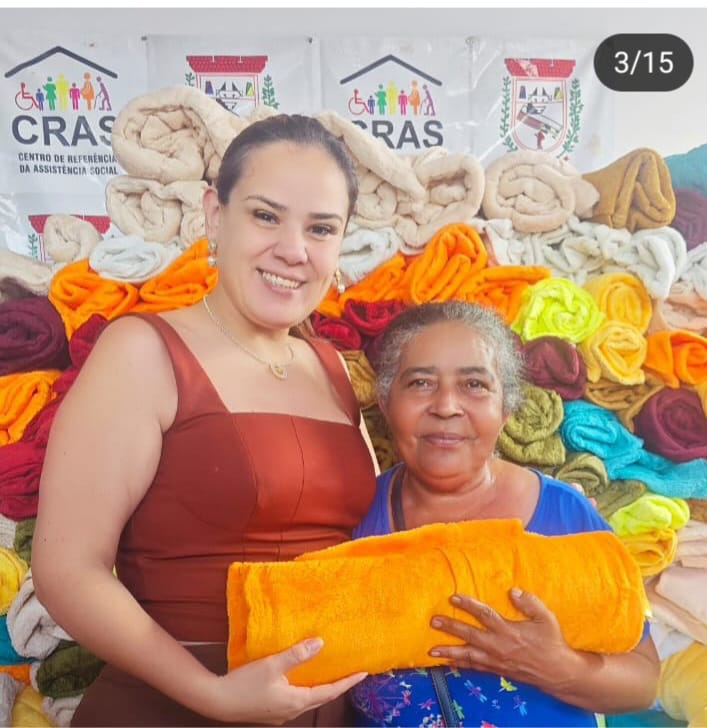 Prefeitura de Coronel Sapucaia, por meio do CRAS, realiza a doação de 1.250 cobertores diante da previsão de frio intenso Prefeitura de Coronel Sapucaia, por meio do CRAS, realiza a doação de 1.250 cobertores diante da previsão de frio intenso