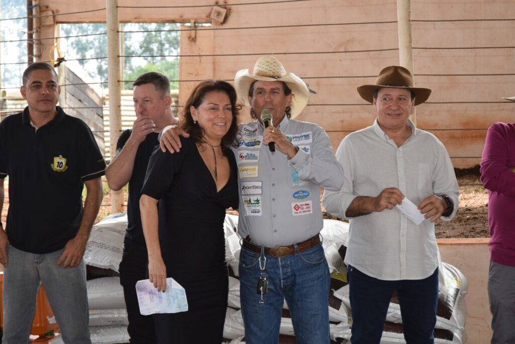 9º leilão em prol do Hospital de Barretos contou com total apoio da Prefeitura de Iguatemi 9º leilão em prol do Hospital de Barretos contou com total apoio da Prefeitura de Iguatemi