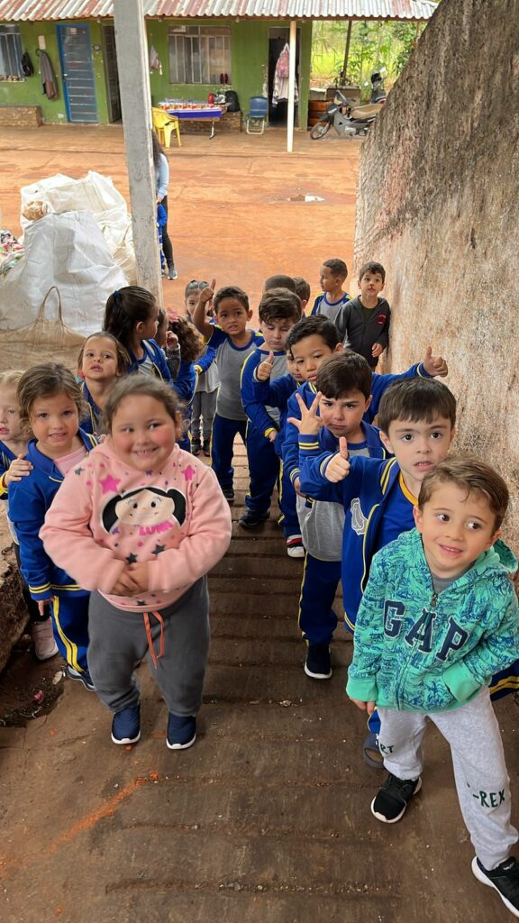 Iguatemi: Alunos da Escola Marcílio Augusto Pinto participam de gincana de conscientização em prol do meio ambiente Iguatemi: Alunos da Escola Marcílio Augusto Pinto participam de gincana de conscientização em prol do meio ambiente