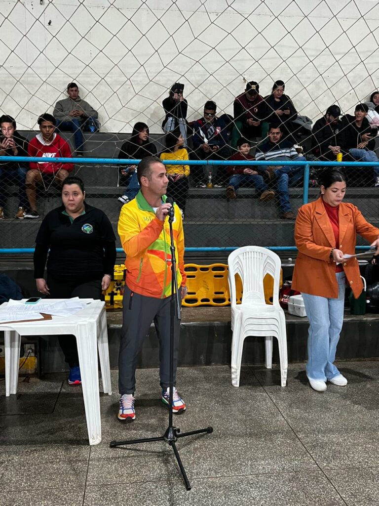 Emoção e gols marcam a abertura da Copa Cidade de Futsal em Amambai Emoção e gols marcam a abertura da Copa Cidade de Futsal em Amambai