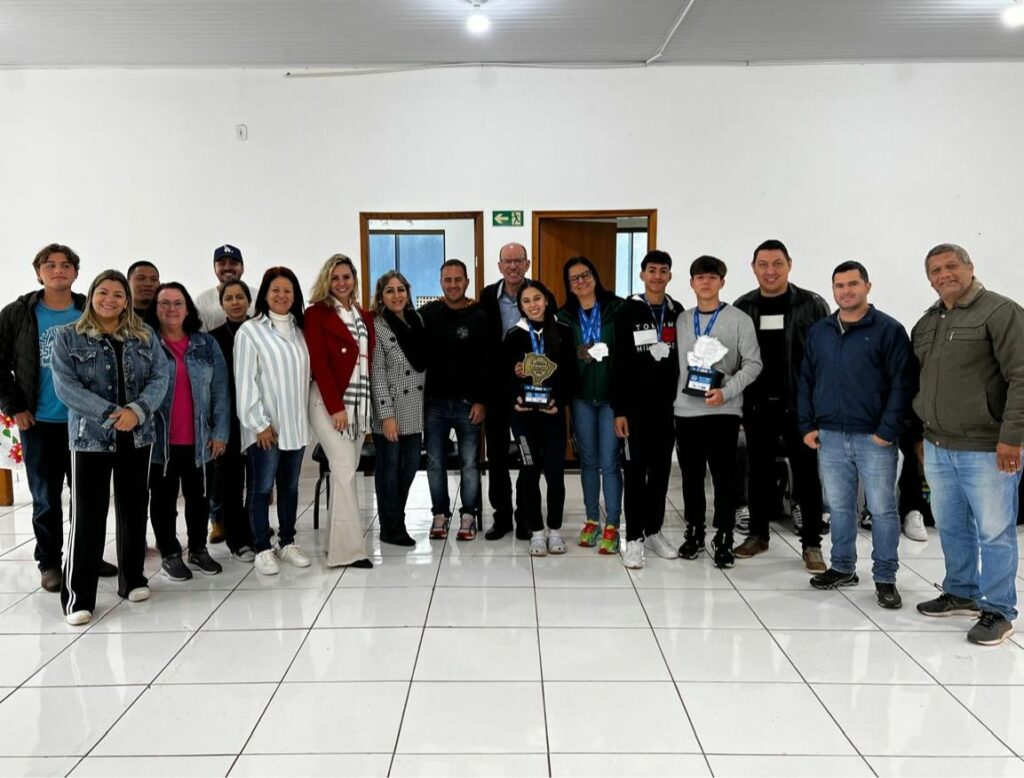 Vereadora Suzana Ulisses propõe edição da Feira Fronteira Criativa em Amambai e avança com pautas sobre juventude, cultura e esporte