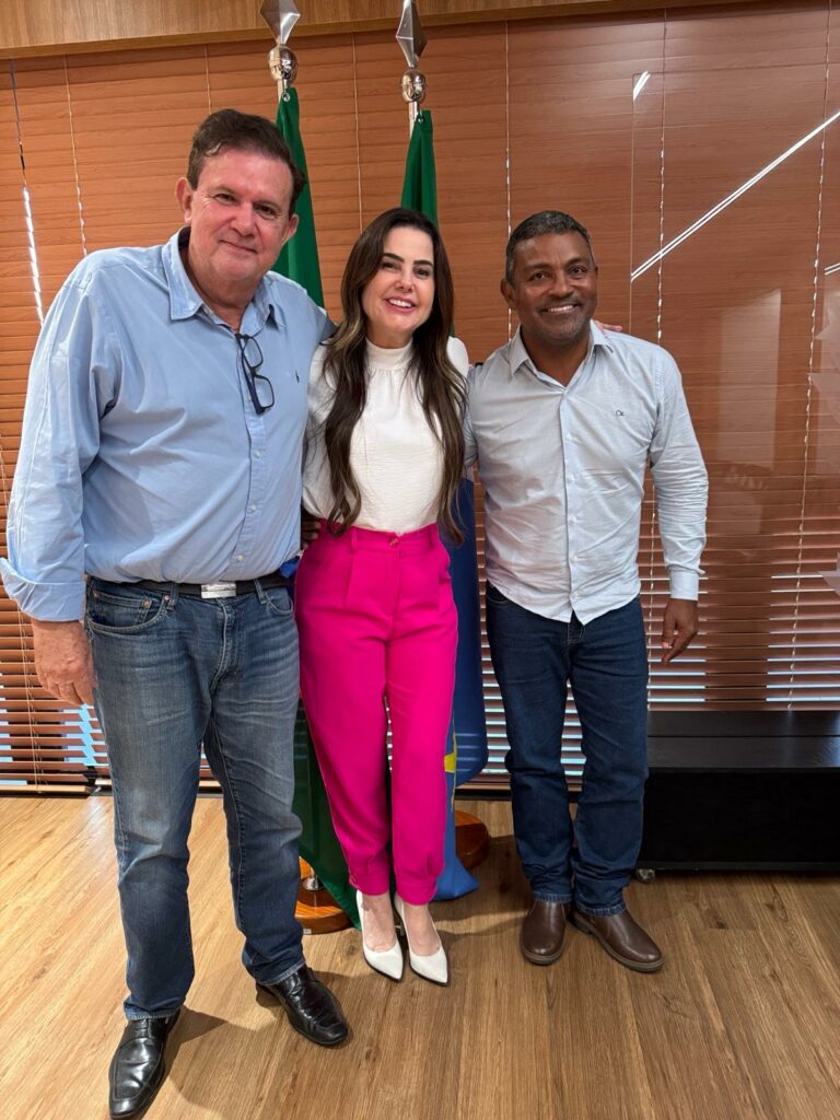 Câmara Municipal de Paranhos participou do MS Ativo Municipalismo na Capital Câmara Municipal de Paranhos participou do MS Ativo Municipalismo na Capital