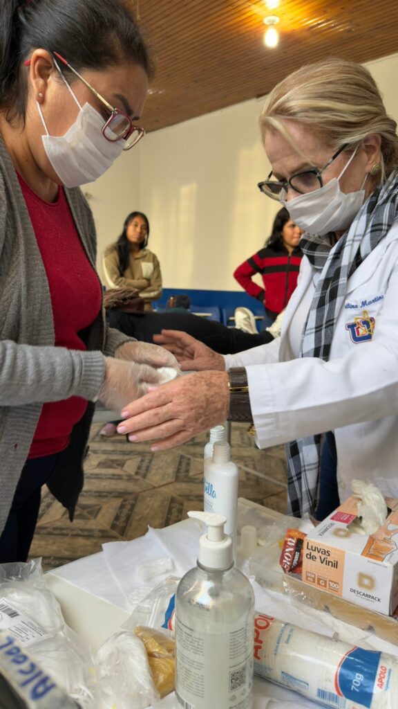 Iguatemi: 20 mulheres cadastradas no CRAS participam de curso de depilação em cera do Senac, do programa MS Qualifica Iguatemi: 20 mulheres cadastradas no CRAS participam de curso de depilação em cera do Senac, do programa MS Qualifica