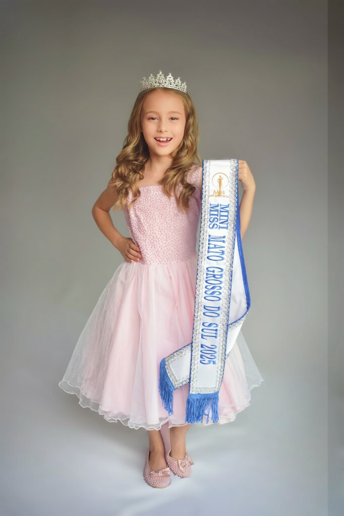 Isadora Ávila, de Iguatemi, é eleita Mini Miss Mato Grosso do Sul 2025
