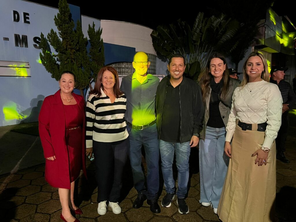 Fé e louvor marcam a 25ª Marcha para Jesus em Amambai Fé e louvor marcam a 25ª Marcha para Jesus em Amambai