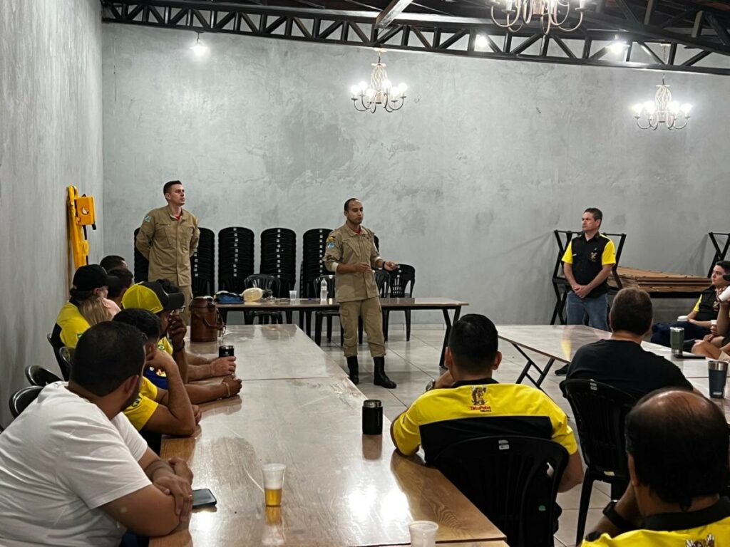 Trilheiros do Tatu Peba recebem treinamento de primeiros socorros com o Corpo de Bombeiros Trilheiros do Tatu Peba recebem treinamento de primeiros socorros com o Corpo de Bombeiros