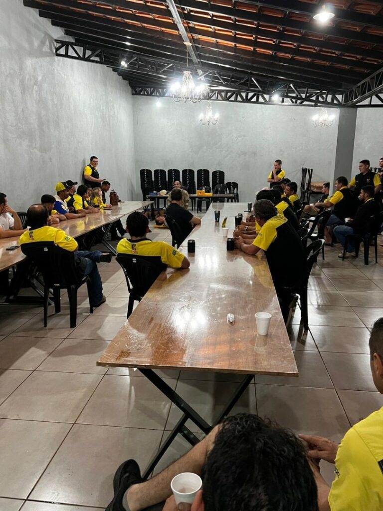 Trilheiros do Tatu Peba recebem treinamento de primeiros socorros com o Corpo de Bombeiros Trilheiros do Tatu Peba recebem treinamento de primeiros socorros com o Corpo de Bombeiros