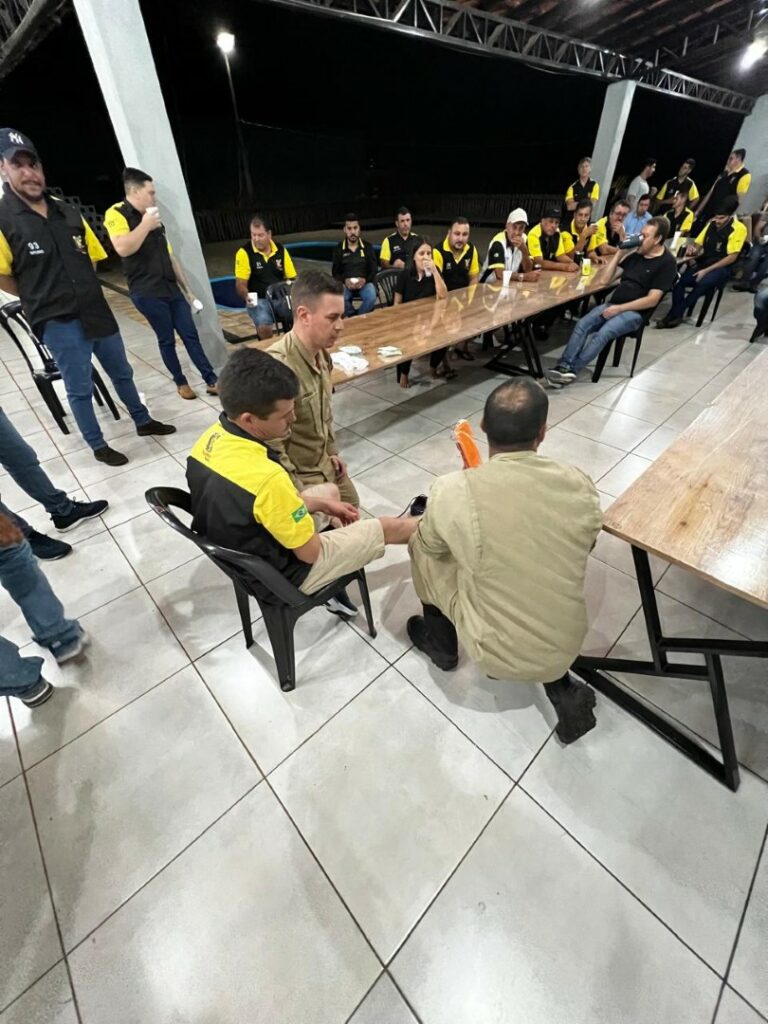 Trilheiros do Tatu Peba recebem treinamento de primeiros socorros com o Corpo de Bombeiros Trilheiros do Tatu Peba recebem treinamento de primeiros socorros com o Corpo de Bombeiros