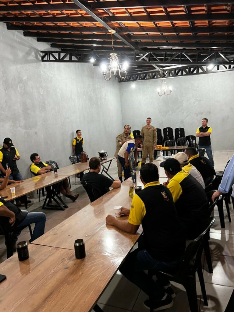 Trilheiros do Tatu Peba recebem treinamento de primeiros socorros com o Corpo de Bombeiros Trilheiros do Tatu Peba recebem treinamento de primeiros socorros com o Corpo de Bombeiros