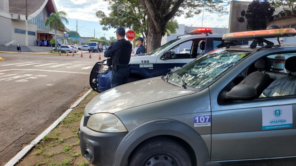Polícia Militar da 3ª CIPM e DETRAT Realizam Ação Conjunta Durante Celebração de Corpus Christi em Amambai Polícia Militar da 3ª CIPM e DETRAT Realizam Ação Conjunta Durante Celebração de Corpus Christi em Amambai