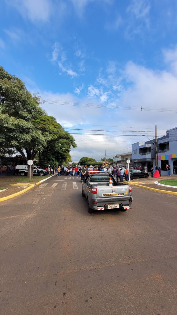 Polícia Militar da 3ª CIPM e DETRAT Realizam Ação Conjunta Durante Celebração de Corpus Christi em Amambai Polícia Militar da 3ª CIPM e DETRAT Realizam Ação Conjunta Durante Celebração de Corpus Christi em Amambai