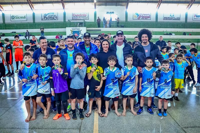 1ª Copa Regional de Futsal de Base foi sucesso total em Sete Quedas 1ª Copa Regional de Futsal de Base foi sucesso total em Sete Quedas