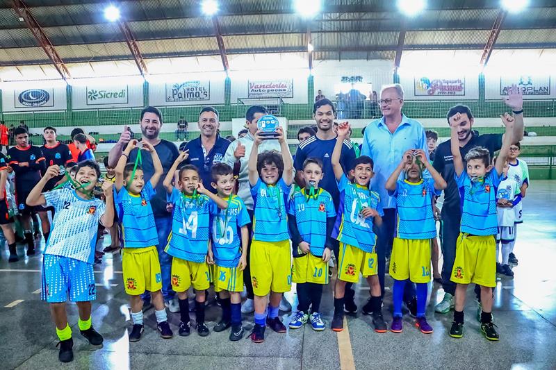 1ª Copa Regional de Futsal de Base foi sucesso total em Sete Quedas 1ª Copa Regional de Futsal de Base foi sucesso total em Sete Quedas