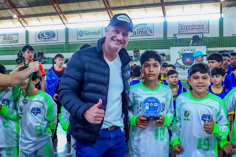 1ª Copa Regional de Futsal de Base foi sucesso total em Sete Quedas 1ª Copa Regional de Futsal de Base foi sucesso total em Sete Quedas