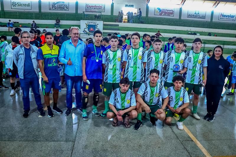 1ª Copa Regional de Futsal de Base foi sucesso total em Sete Quedas 1ª Copa Regional de Futsal de Base foi sucesso total em Sete Quedas