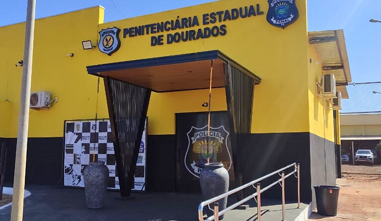 MS reforça segurança na Penitenciária de Dourados com a entrega de equipamentos de ponta, e inaugura espaço para advocacia MS reforça segurança na Penitenciária de Dourados com a entrega de equipamentos de ponta, e inaugura espaço para advocacia