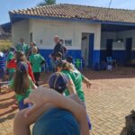 Escoteiros realizam ação ambiental no Parque Panduí em Amambai