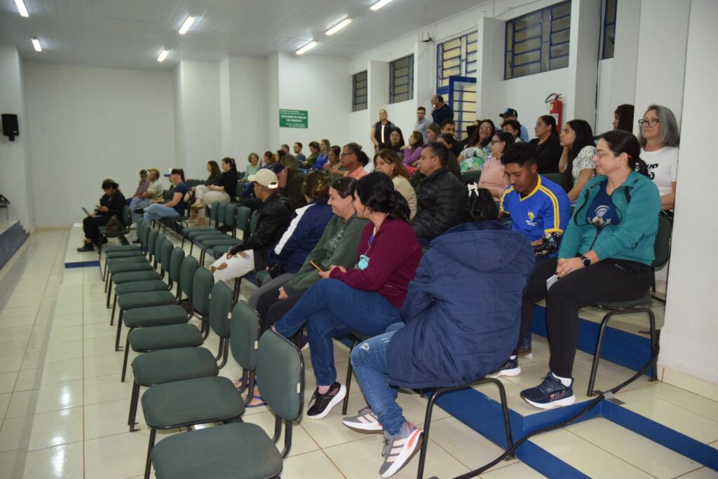 “Sua vida é preciosa” foi o tema de palestra em Iguatemi de prevenção ao suicídio “Sua vida é preciosa” foi o tema de palestra em Iguatemi de prevenção ao suicídio